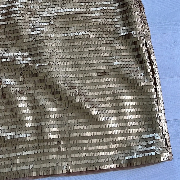 H&M Matte Gold Sequence Skirt Size 8 - Picture 4 of 8